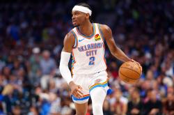 开云体育入口-包含火箭登顶西部积分榜，实力强劲无人能挡的词条