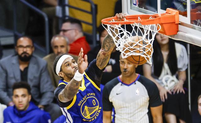 猛龙队冲刺季后赛，全队士气高昂