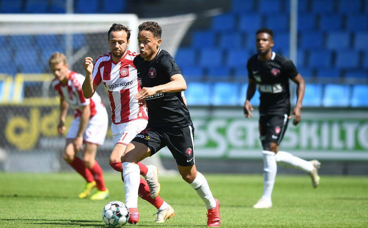 马竞艰难淘汰阿贾克斯，晋级决赛