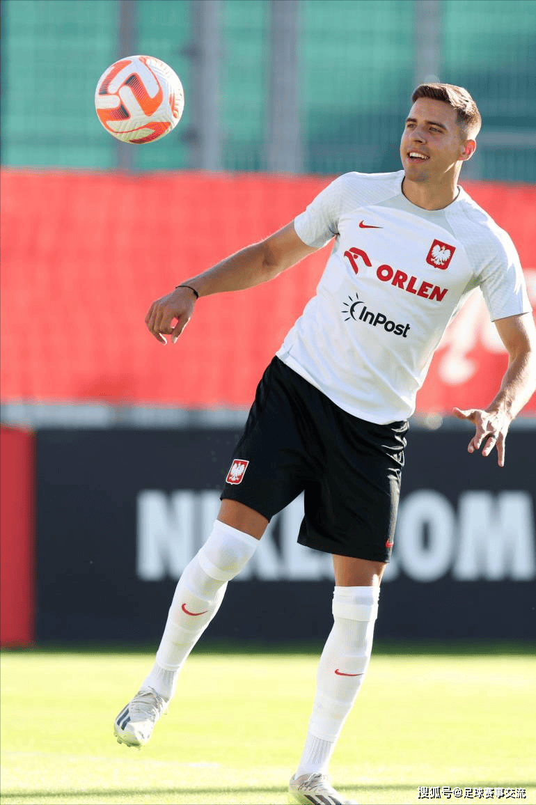 法国乒乓球队绝杀波兰乒乓球队，波尔一己之力扛起全队的简单介绍