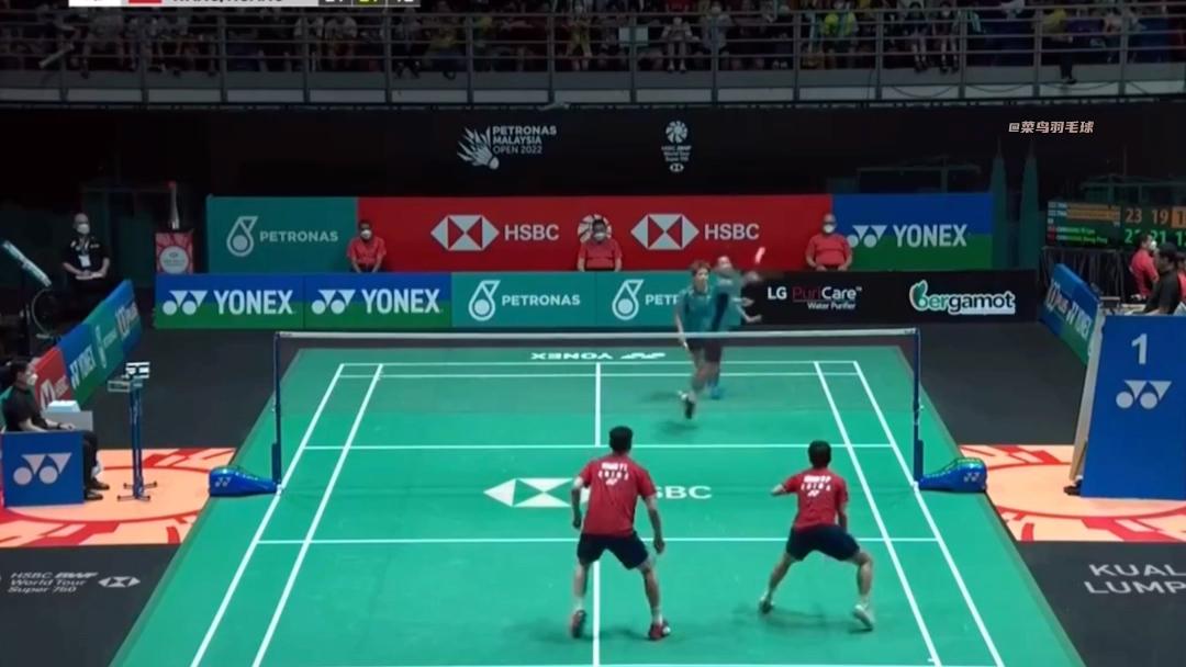 中国队绝杀马来西亚队,黄鸭组合扛起全队的简单介绍 中国队绝杀马来西亚队,黄鸭组合扛起全队的简单介绍